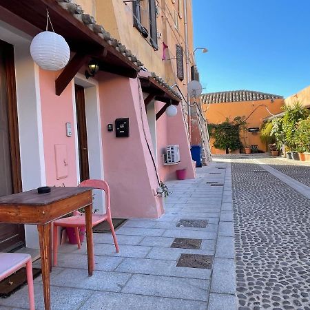 The Heart Of Cagliari, Cozy 2 Bedroom Apartment ภายนอก รูปภาพ