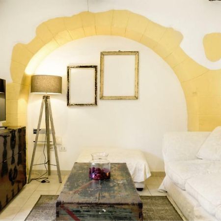 The Heart Of Cagliari, Cozy 2 Bedroom Apartment ภายนอก รูปภาพ