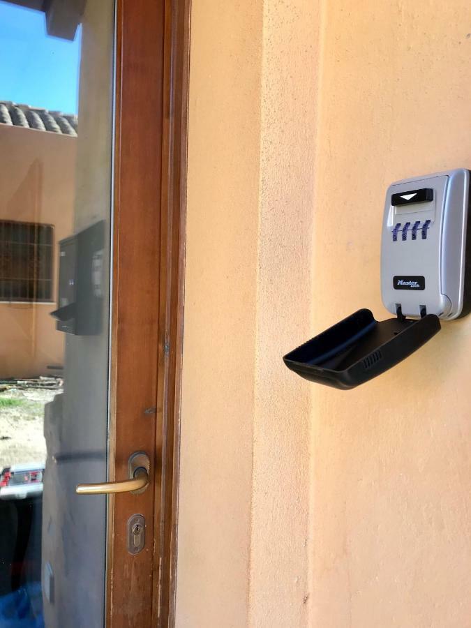 The Heart Of Cagliari, Cozy 2 Bedroom Apartment ภายนอก รูปภาพ
